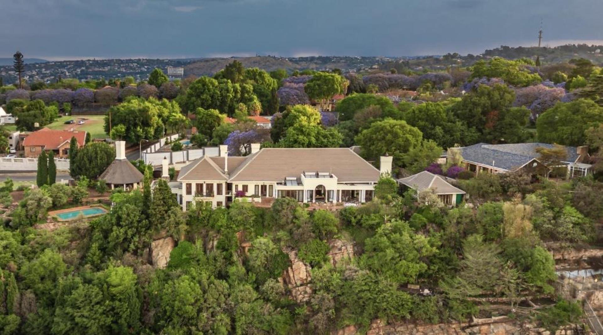 A landmark private estate, reimagined — photograph 1