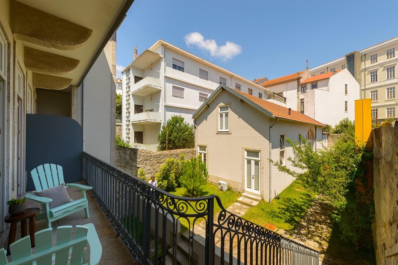 Studio Apartment in Cedofeita, Porto — photograph 3