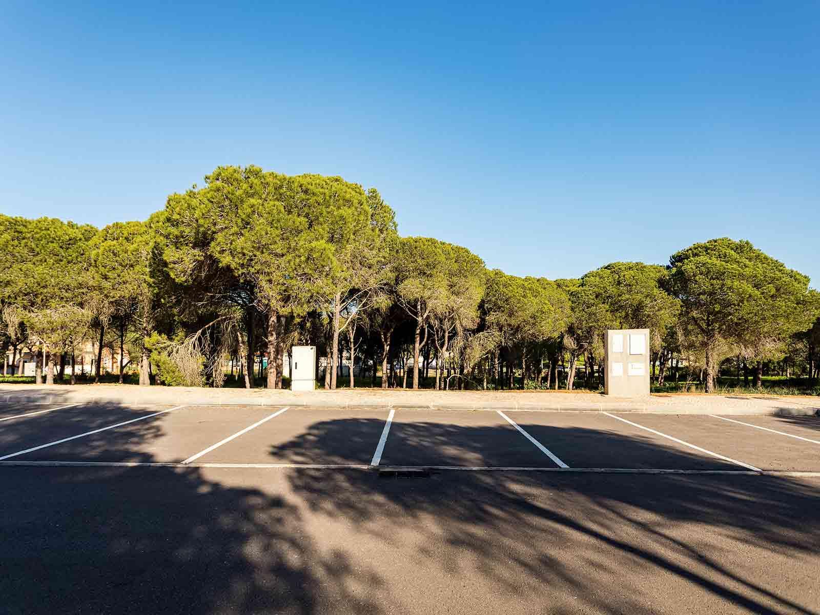 Land in Montenegro, Faro — photograph 5