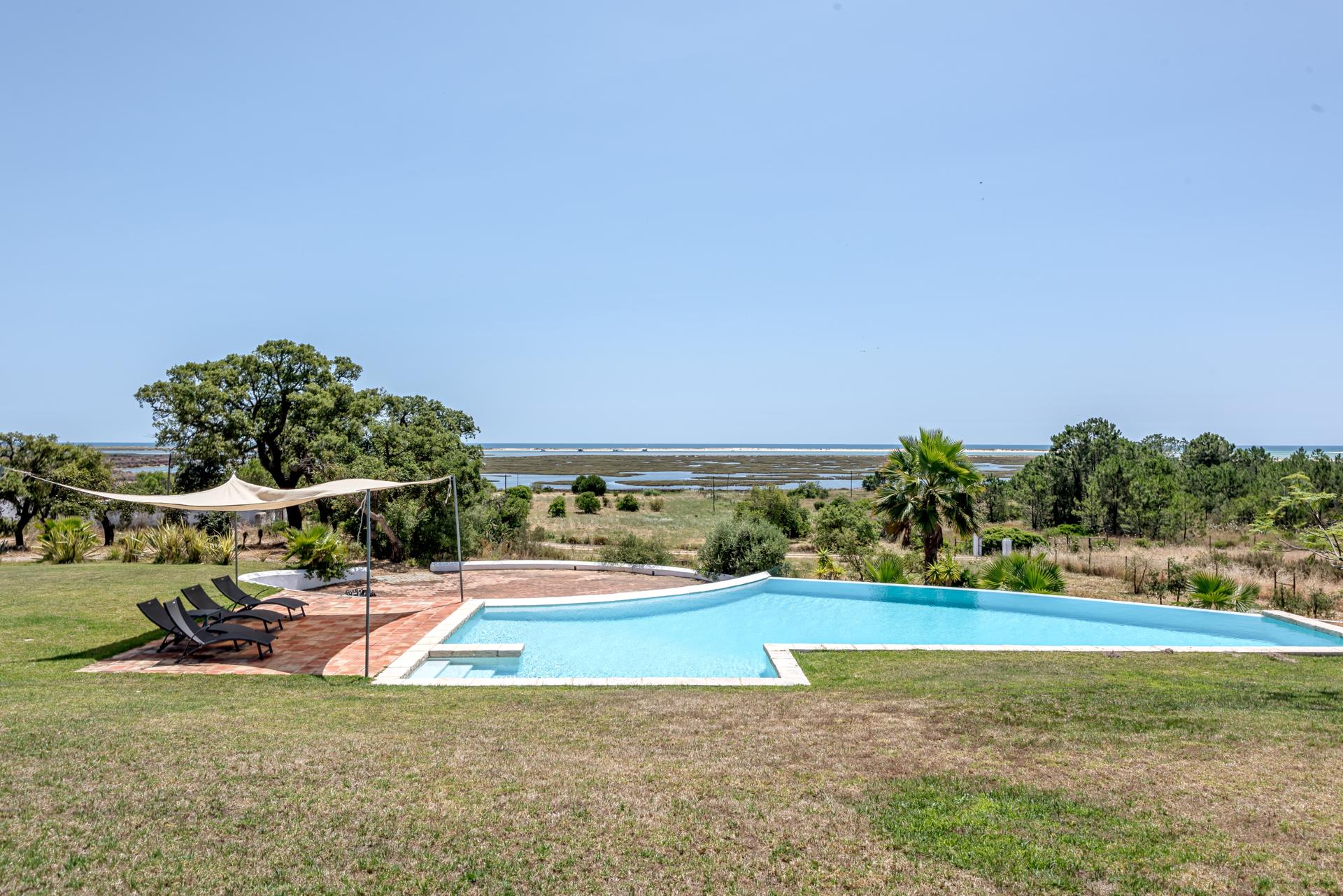 5-Bedroom House in Tavira — photograph 2