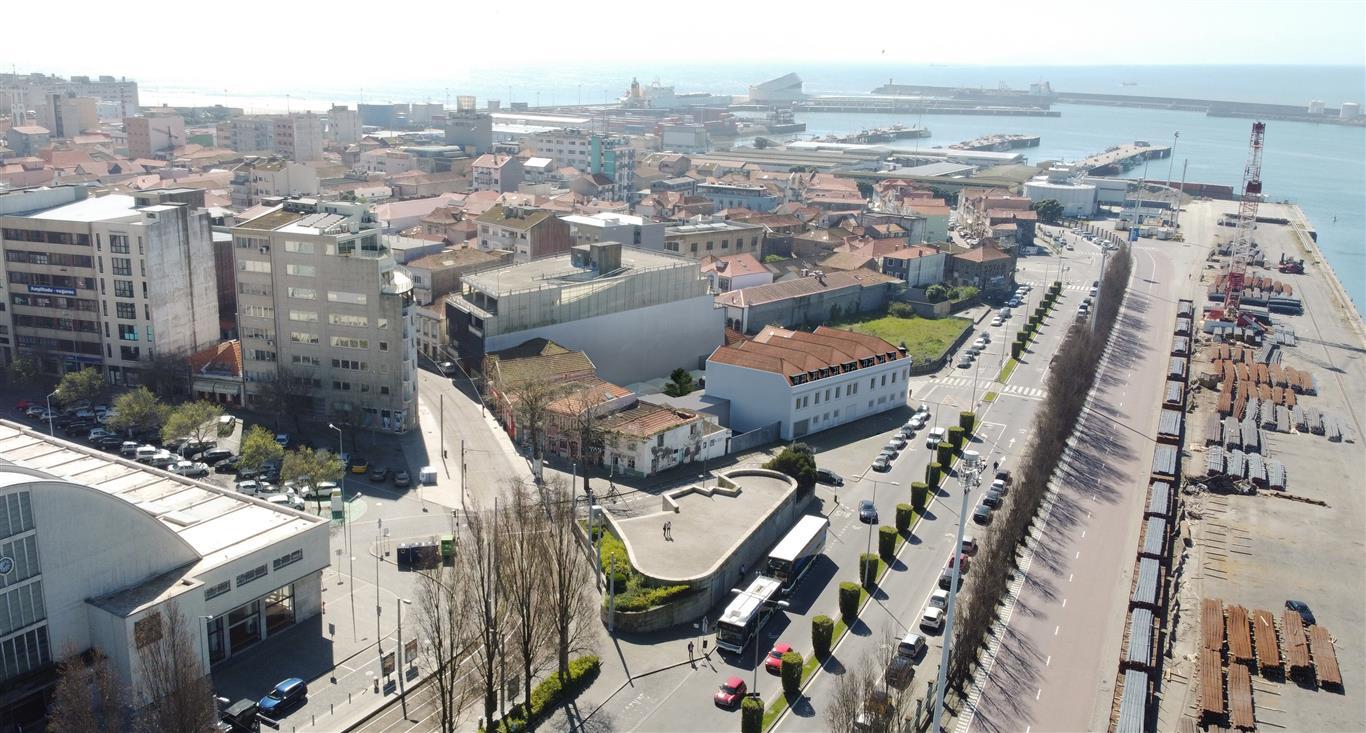 2-Bedroom Apartment in Matosinhos — photograph 2
