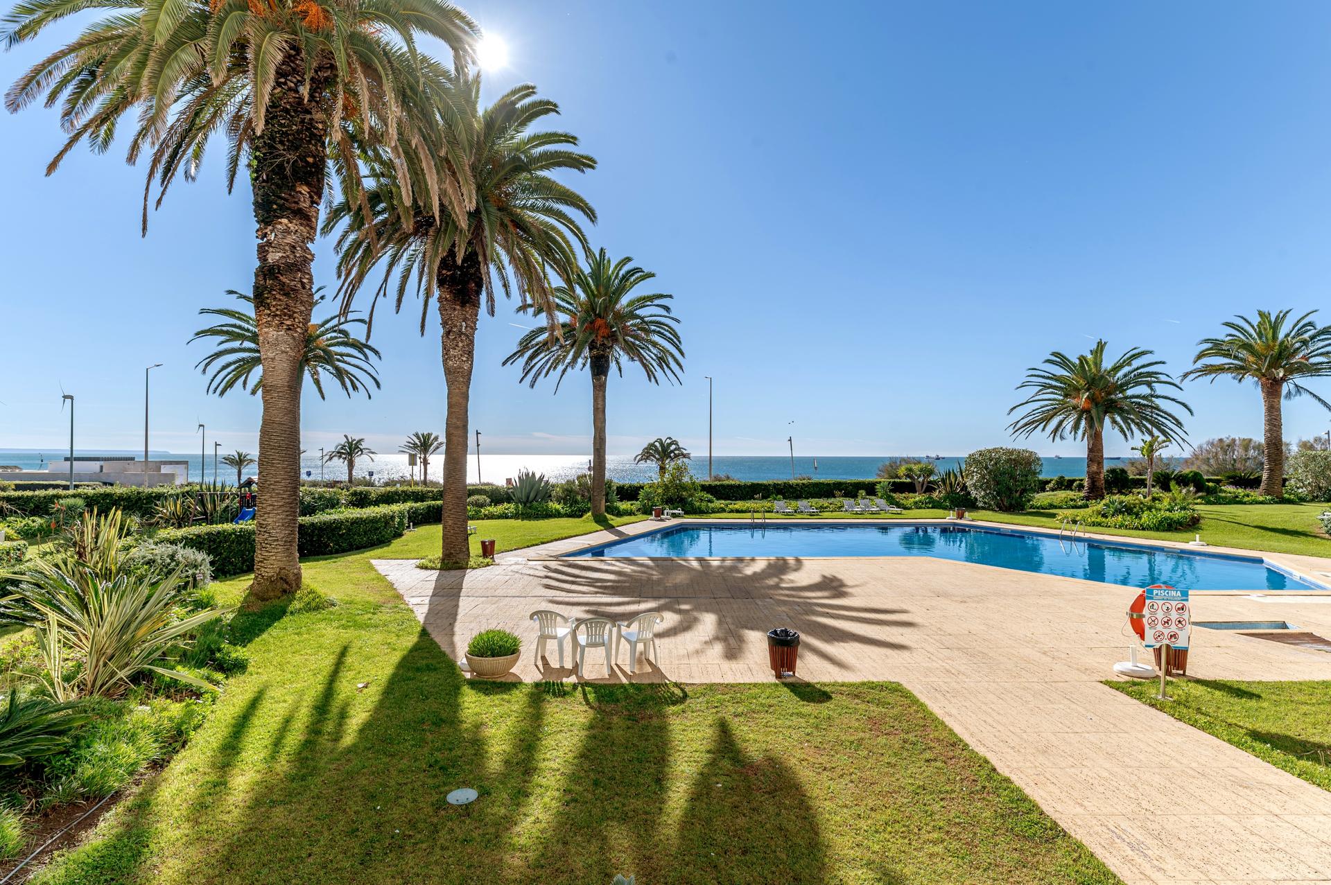 3-Bedroom Apartment in São Pedro do Estoril, Cascais — photograph 2