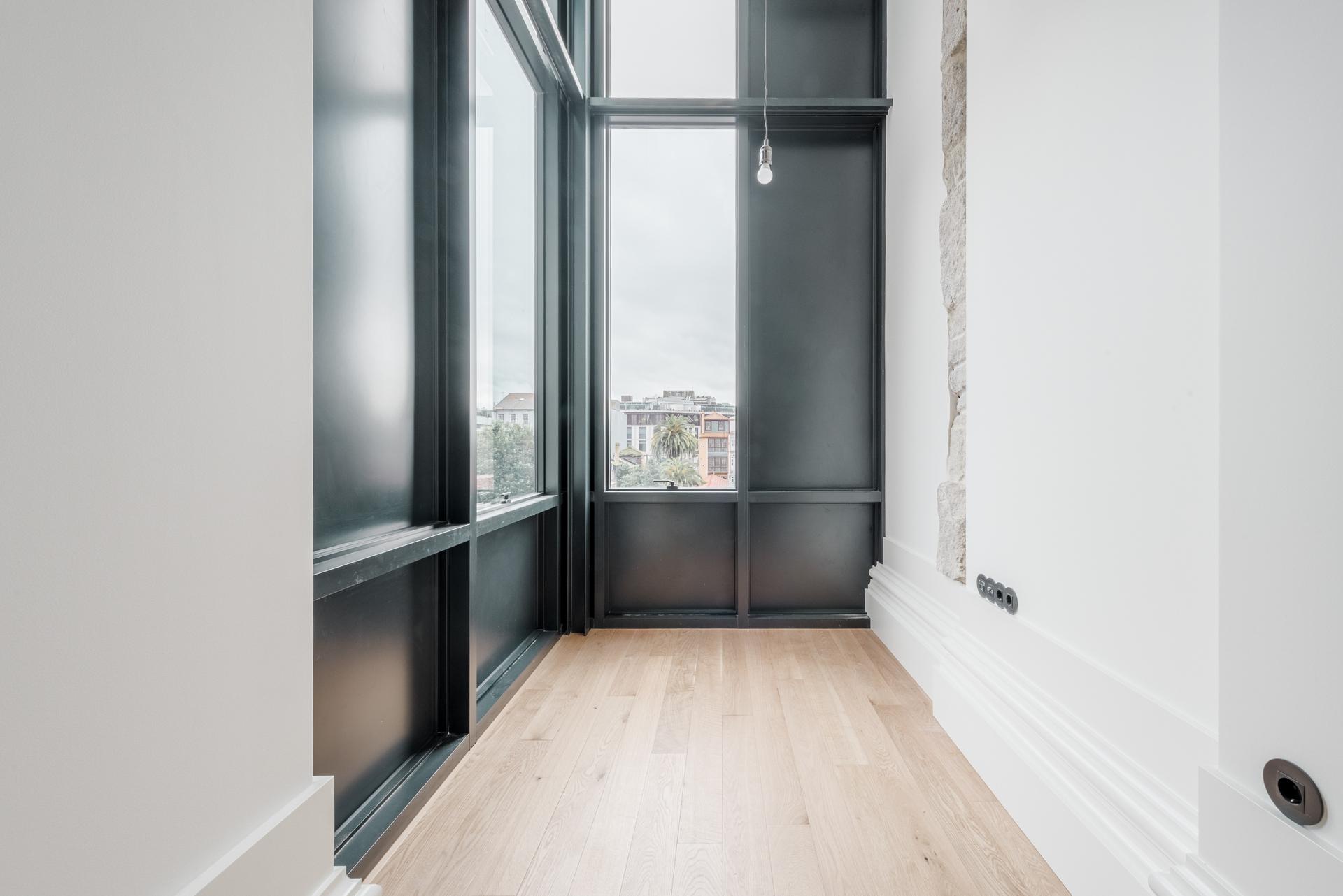 Studio Apartment in Porto — photograph 3