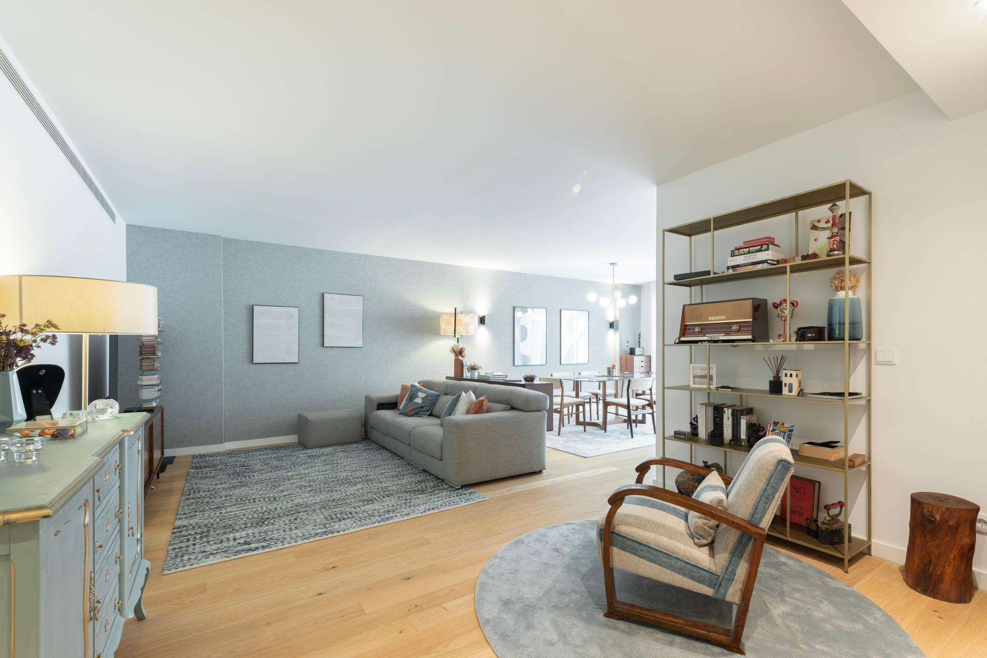 3-Bedroom Apartment with Garden in Porto — photograph 3