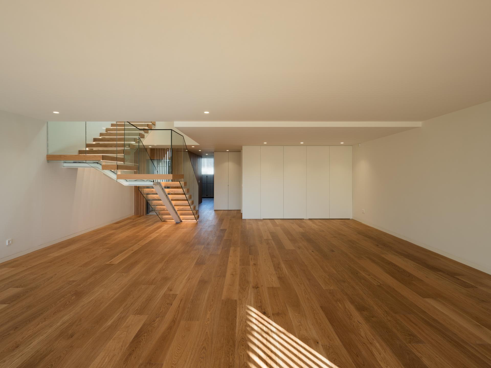 5-Bedroom Penthouse in Porto — photograph 2