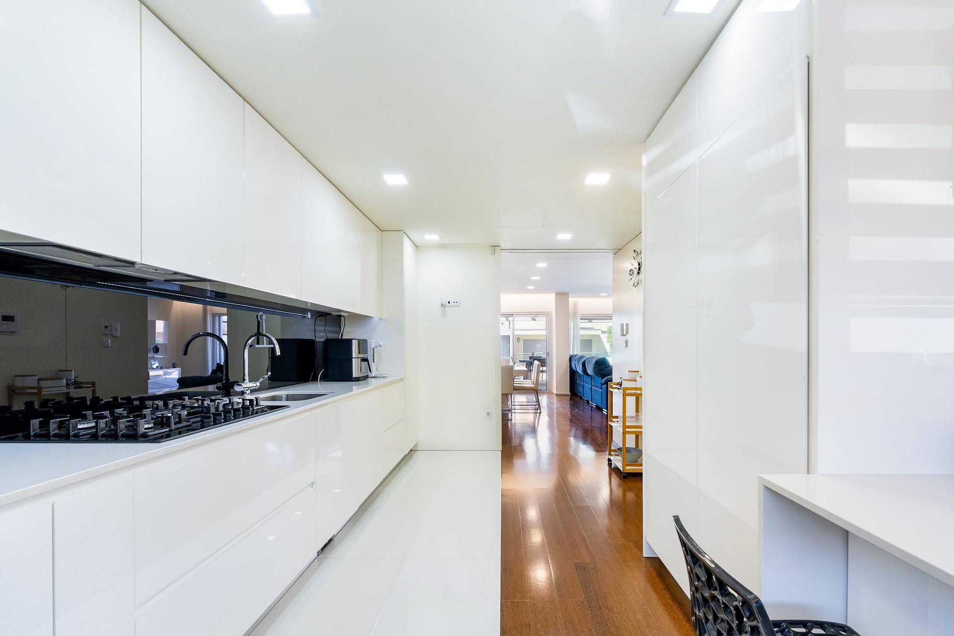 4-Bedroom House with Garden in Vila Nova de Gaia — photograph 5