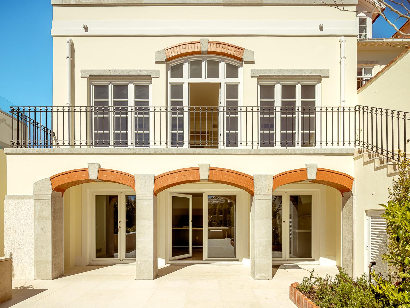 3-Bedroom House with Pool in Cascais — photograph 5