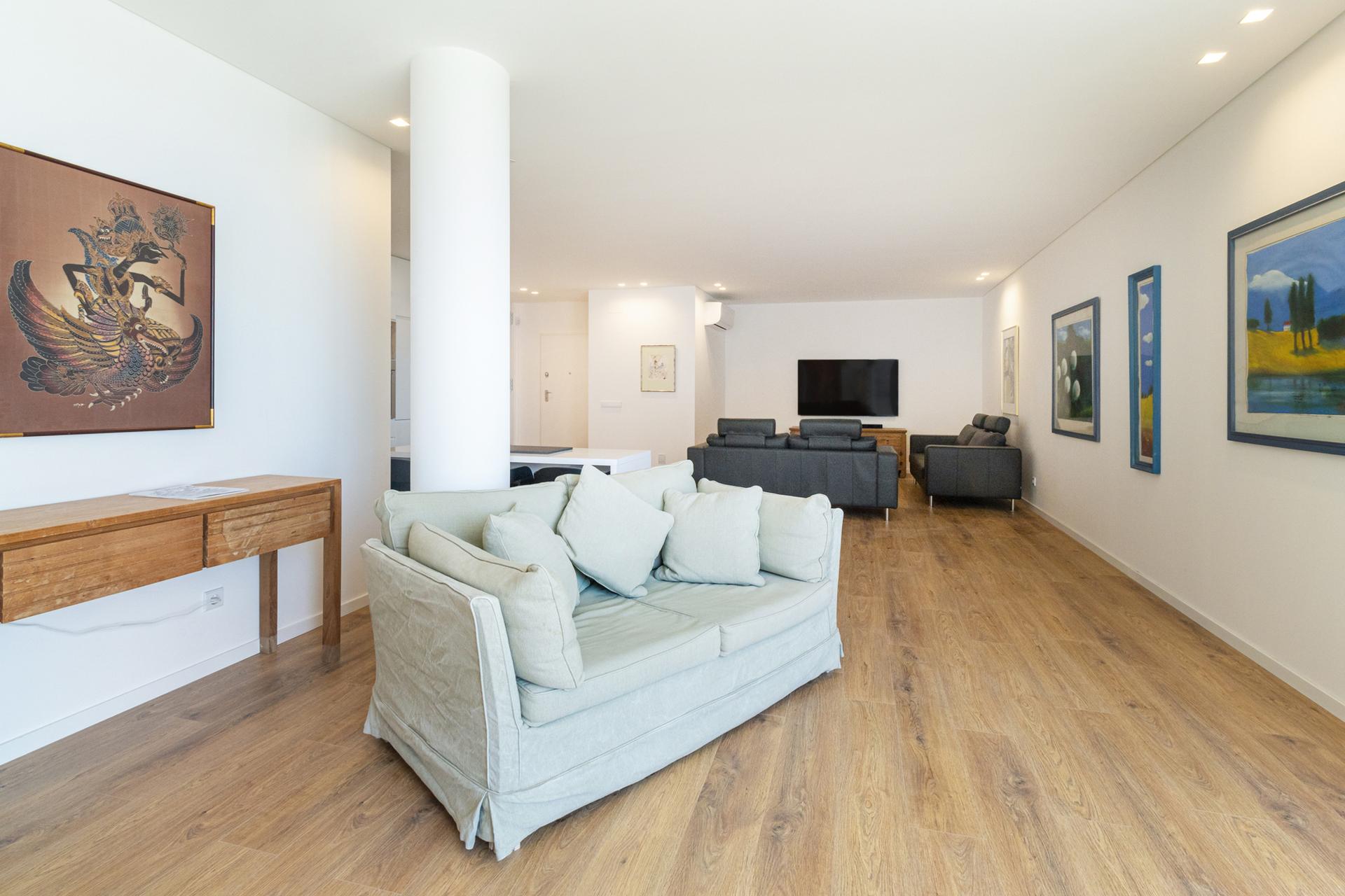 2-Bedroom Apartment at Del Mar Marina — photograph 5