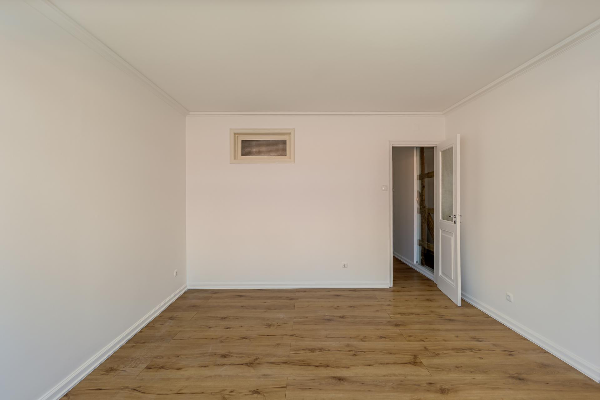 2-Bedroom Apartment in Príncipe Real, Lisboa — photograph 4