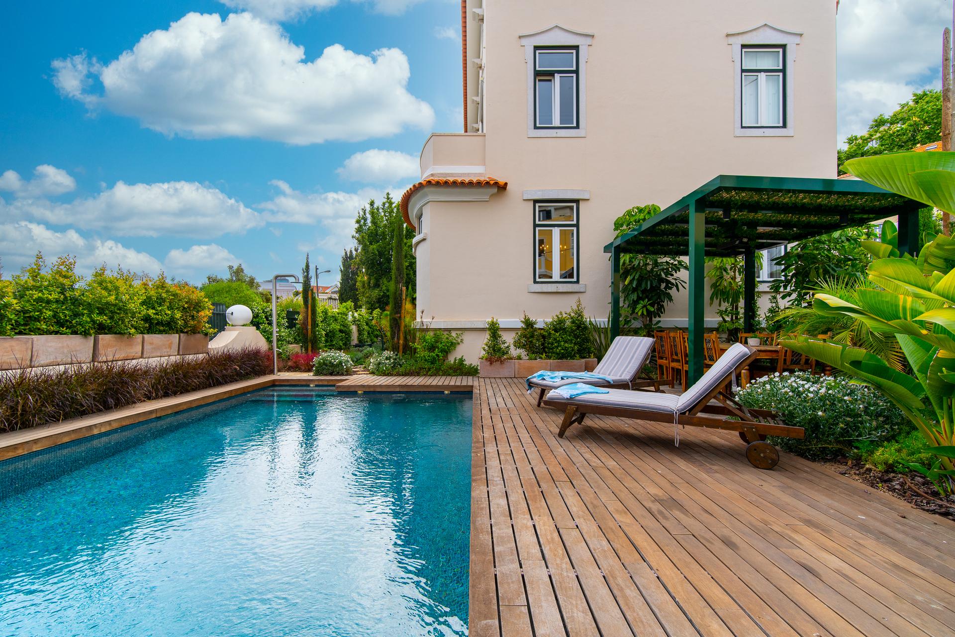 6-Bedroom House with Sea Views in Cascais — photograph 2