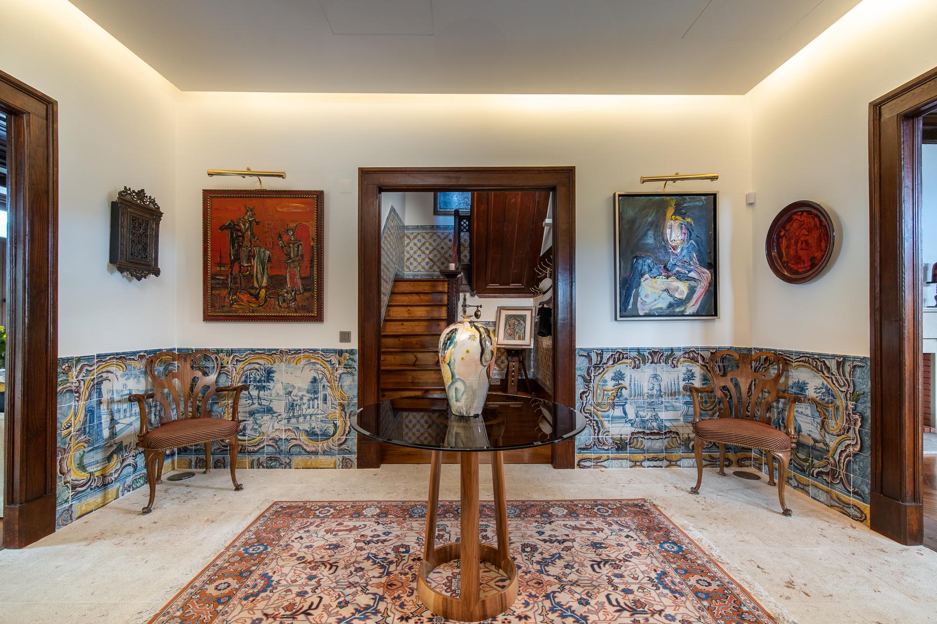 6-Bedroom House with Sea Views in Cascais — photograph 4