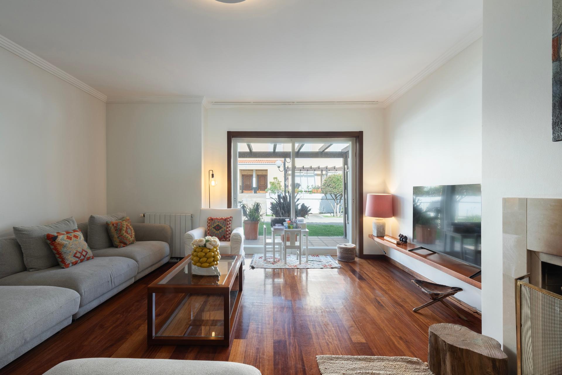 4-Bedroom House with Sea Views in Vila Nova de Gaia — photograph 3