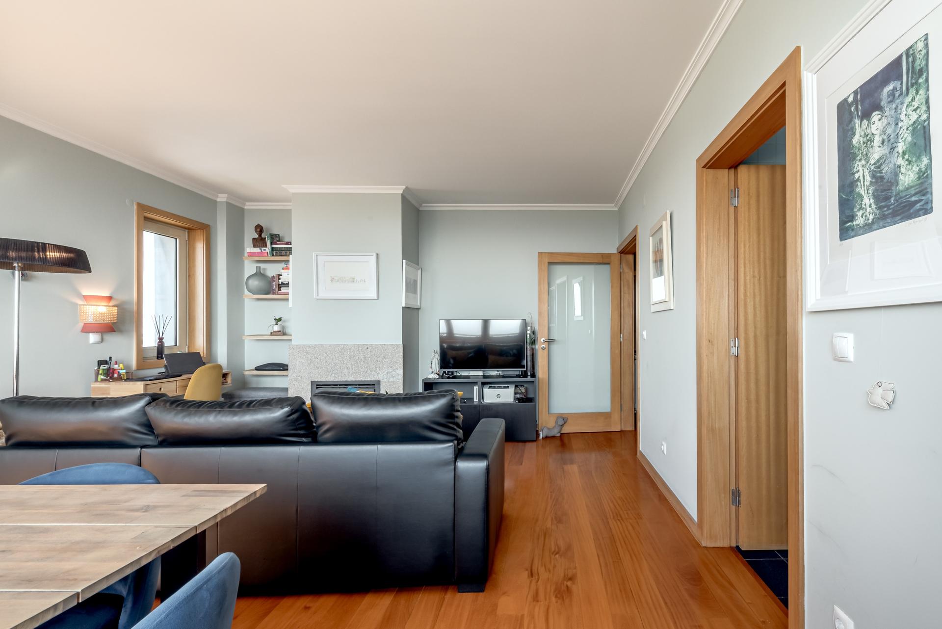 2-Bedroom Apartment in Boa Nova, Matosinhos — photograph 5