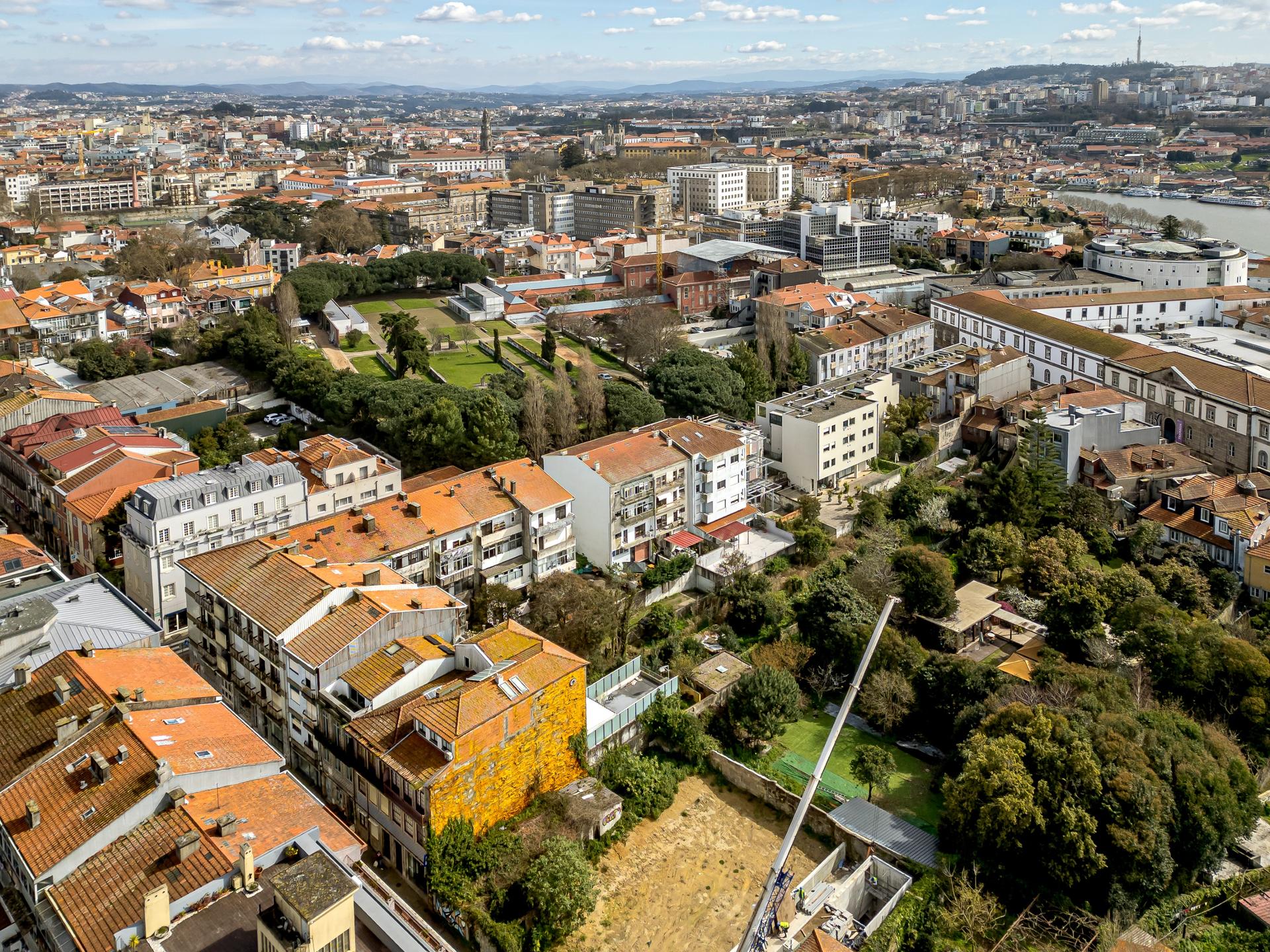 Land in Boavista, Porto — photograph 4