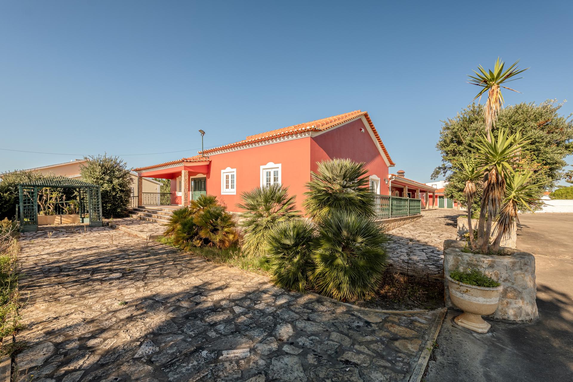 Farm in Casalinhos de Alfaiata, Torres Vedras — photograph 5