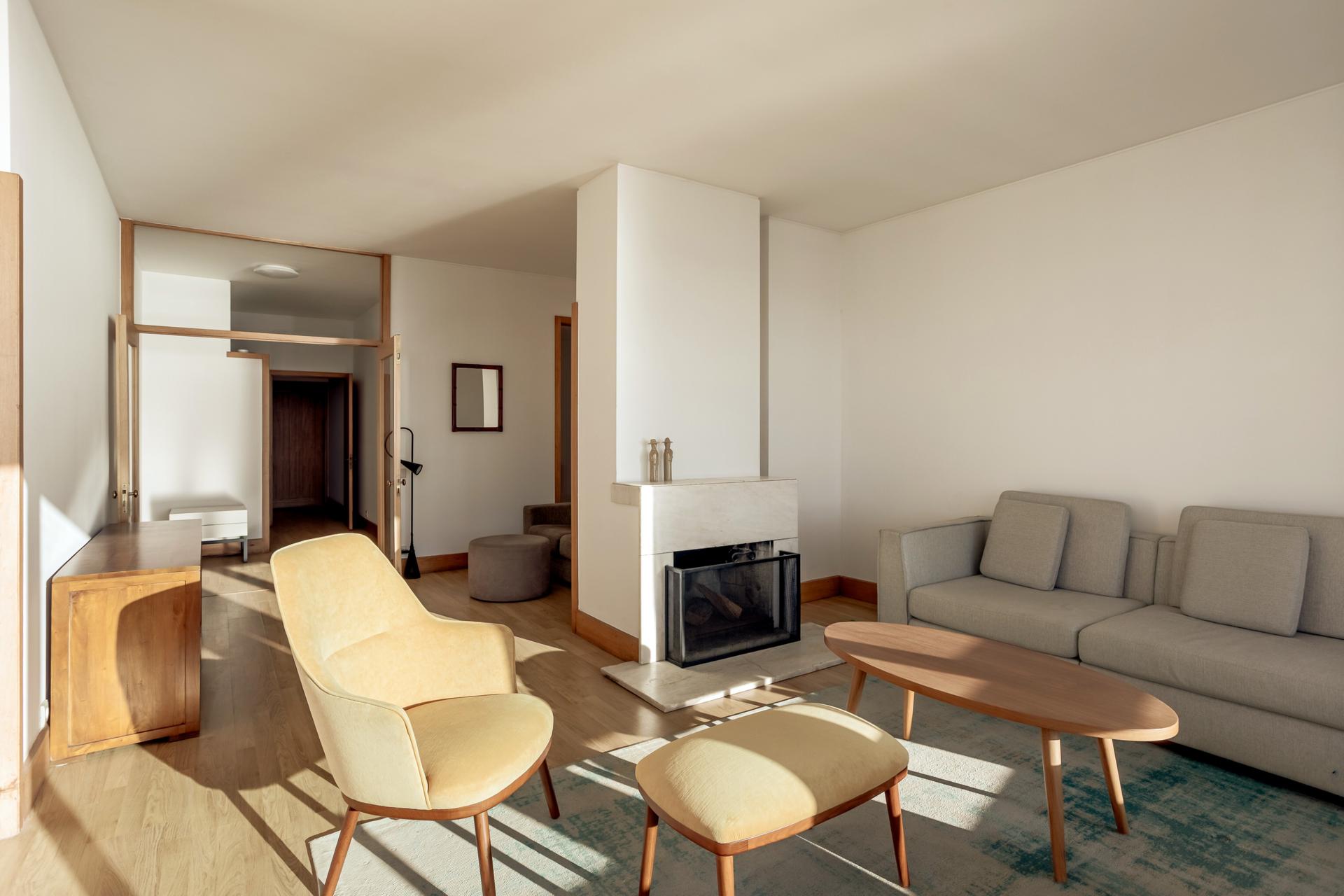 4-Bedroom Apartment with Sea Views in Foz do Douro, Porto — photograph 5