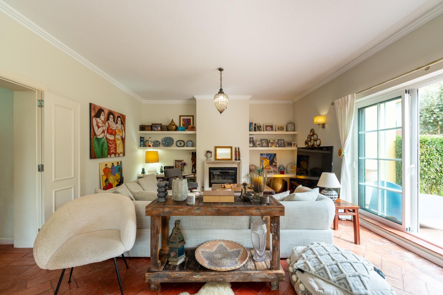 4-Bedroom House in Areia, Cascais — photograph 5