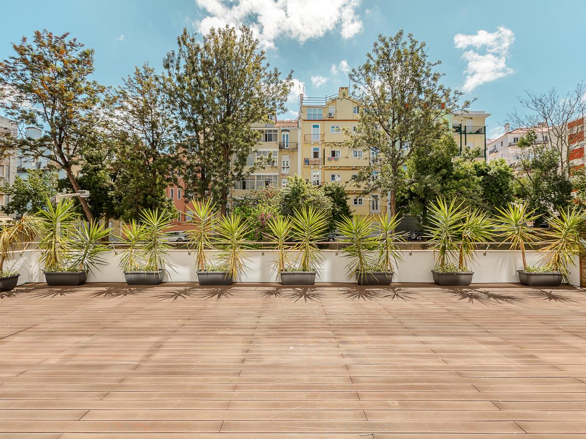 3-Bedroom Duplex with Garden in Lapa, Lisboa — photograph 2