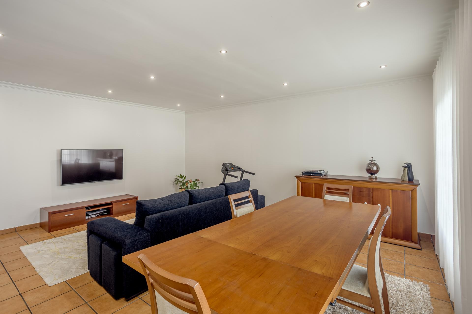 4-Bedroom House in Adão Lobo, Cadaval — photograph 4