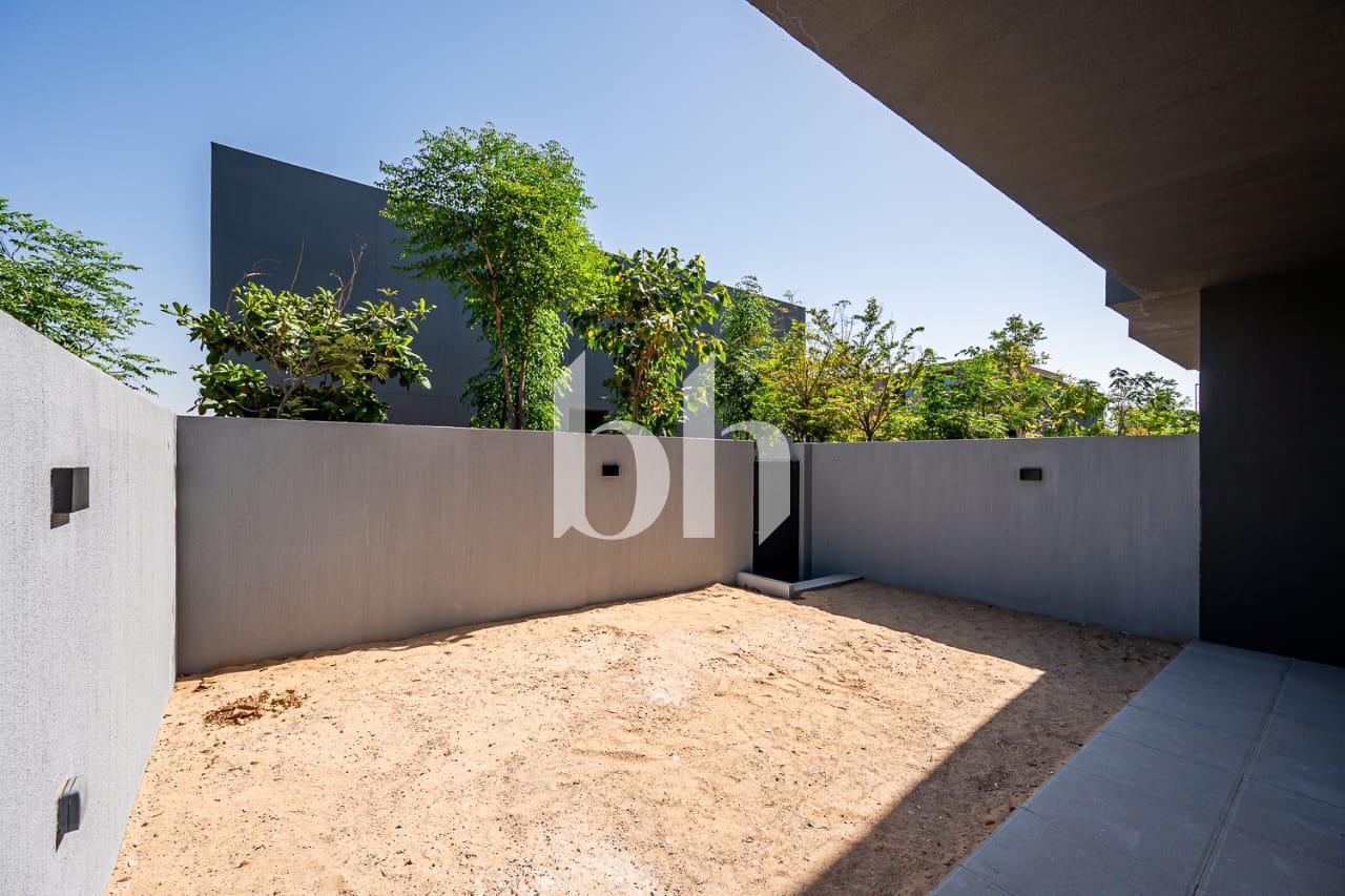 Azalea — photograph 3